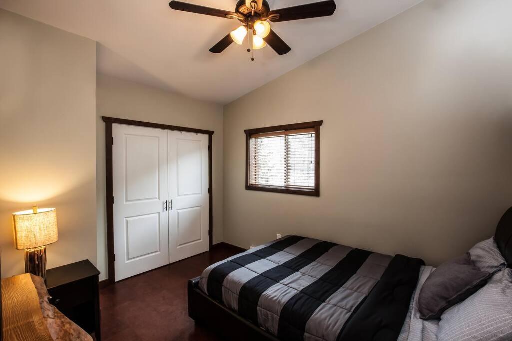 The Best 2 Bedrooms Suite In Revelstoke! 外观 照片